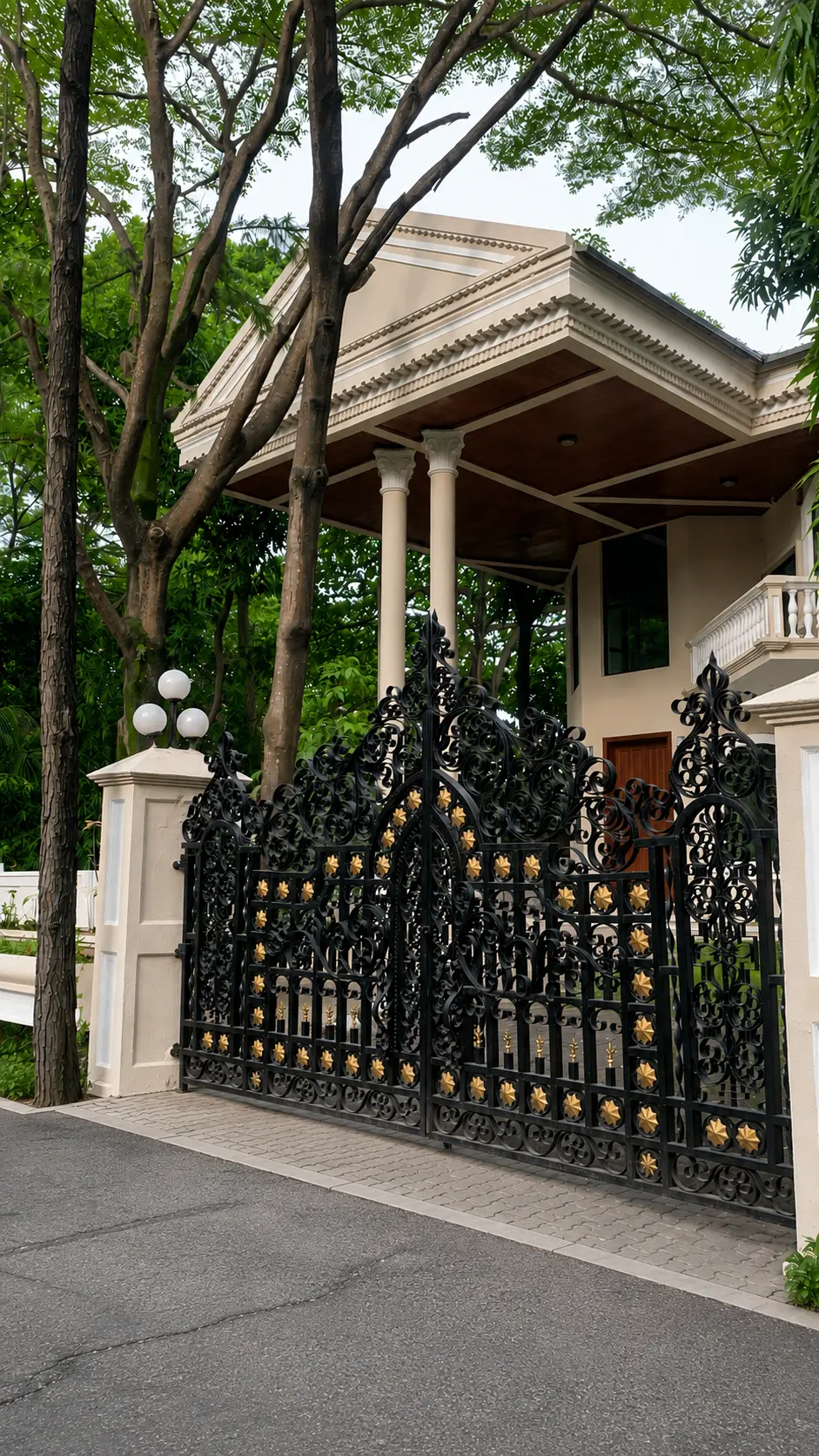 Mansion view 3